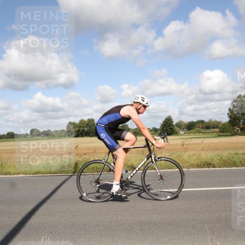 25.08.2024 - Elbe Triathlon Hamburg Fuchs,  Jonas http://msf.ph/oto/6837951 25.08.2024 10:47:40 Radfahren 686, 763 meine-sportfotos.de