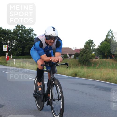 25.08.2024 - Elbe Triathlon Hamburg Fuchs,  Jonas http://msf.ph/oto/6837969 25.08.2024 08:52:40 Radfahren 71, 176, 79 meine-sportfotos.de