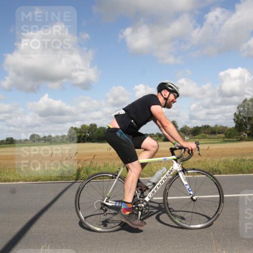 25.08.2024 - Elbe Triathlon Hamburg Fuchs,  Jonas http://msf.ph/oto/6837985 25.08.2024 10:48:12 Radfahren 736, 1626 meine-sportfotos.de