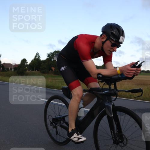 25.08.2024 - Elbe Triathlon Hamburg Fuchs,  Jonas http://msf.ph/oto/6838029 25.08.2024 08:52:45 Radfahren 71, 176, 79, 190 meine-sportfotos.de