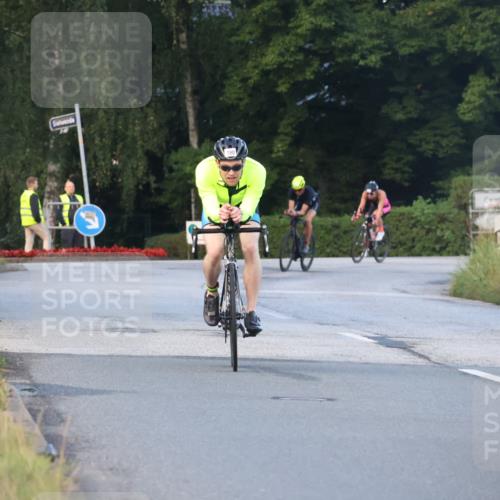 25.08.2024 - Elbe Triathlon Hamburg Fuchs,  Jonas http://msf.ph/oto/6838034 25.08.2024 08:52:49 Radfahren 79, 190 meine-sportfotos.de