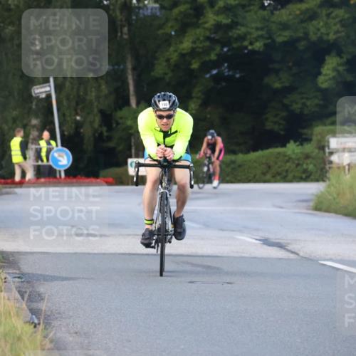 25.08.2024 - Elbe Triathlon Hamburg Fuchs,  Jonas http://msf.ph/oto/6838045 25.08.2024 08:52:50 Radfahren 79, 190, 80 meine-sportfotos.de