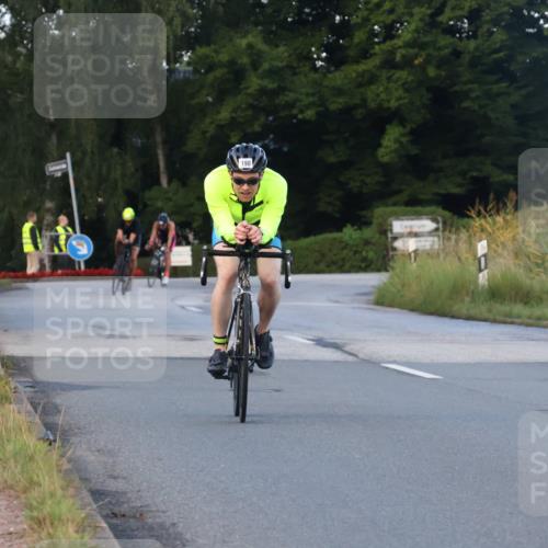 25.08.2024 - Elbe Triathlon Hamburg Fuchs,  Jonas http://msf.ph/oto/6838061 25.08.2024 08:52:50 Radfahren 79, 190, 80 meine-sportfotos.de