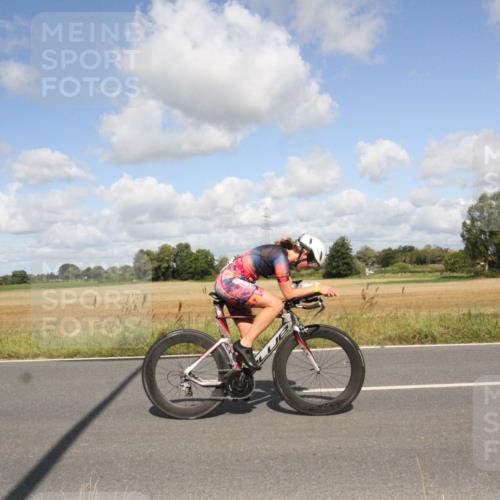25.08.2024 - Elbe Triathlon Hamburg Fuchs,  Jonas http://msf.ph/oto/6838103 25.08.2024 10:49:59 Radfahren 1849, 1495, 797, 1592 meine-sportfotos.de