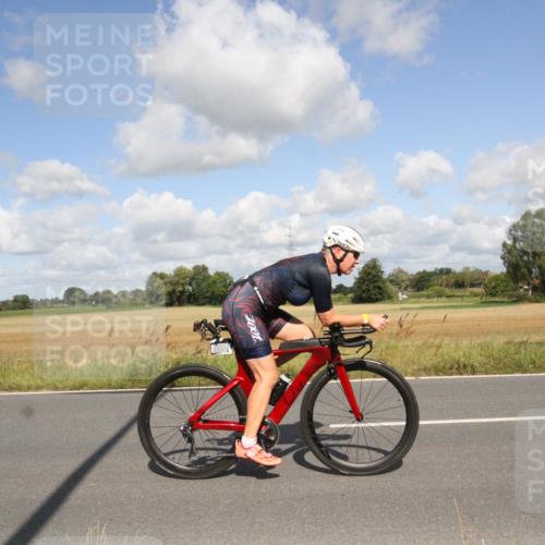 25.08.2024 - Elbe Triathlon Hamburg Fuchs,  Jonas http://msf.ph/oto/6838116 25.08.2024 10:50:05 Radfahren 1495, 797, 1592, 626 meine-sportfotos.de
