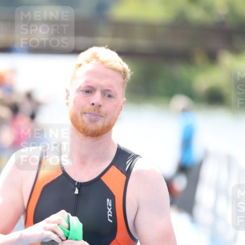 25.08.2024 - Elbe Triathlon Hamburg H.Heesch http://msf.ph/oto/6838121 25.08.2024 14:04:52 Schwimmen 1, 24, 26, 27, 31 meine-sportfotos.de