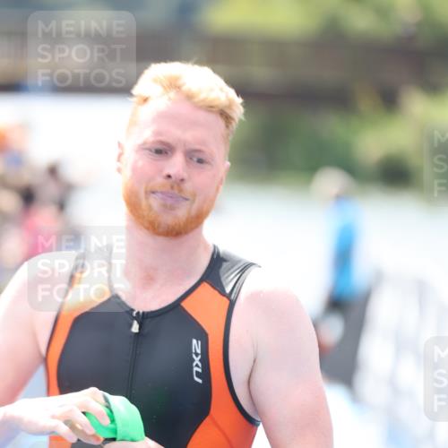 25.08.2024 - Elbe Triathlon Hamburg H.Heesch http://msf.ph/oto/6838128 25.08.2024 14:04:53 Schwimmen 1, 2, 24, 26, 27, 31 meine-sportfotos.de
