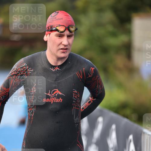 25.08.2024 - Elbe Triathlon Hamburg H.Heesch http://msf.ph/oto/6838140 25.08.2024 08:40:47 Schwimmen 62, 73, 107 meine-sportfotos.de