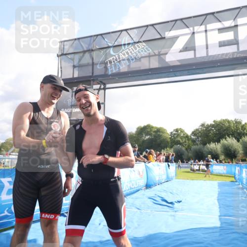 25.08.2024 - Elbe Triathlon Hamburg H.Heesch http://msf.ph/oto/6838151 25.08.2024 10:23:23 Ziel 56, 61 meine-sportfotos.de