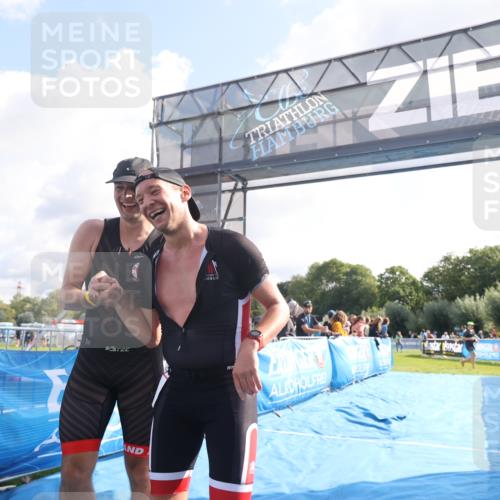25.08.2024 - Elbe Triathlon Hamburg H.Heesch http://msf.ph/oto/6838171 25.08.2024 10:23:23 Ziel 56, 61 meine-sportfotos.de