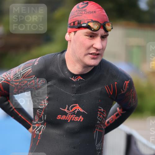 25.08.2024 - Elbe Triathlon Hamburg H.Heesch http://msf.ph/oto/6838182 25.08.2024 08:40:48 Schwimmen 62, 73, 107 meine-sportfotos.de