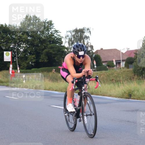 25.08.2024 - Elbe Triathlon Hamburg Fuchs,  Jonas http://msf.ph/oto/6838203 25.08.2024 08:52:58 Radfahren 80, 174 meine-sportfotos.de