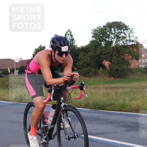 25.08.2024 - Elbe Triathlon Hamburg Fuchs,  Jonas http://msf.ph/oto/6838215 25.08.2024 08:52:58 Radfahren 80, 174 meine-sportfotos.de