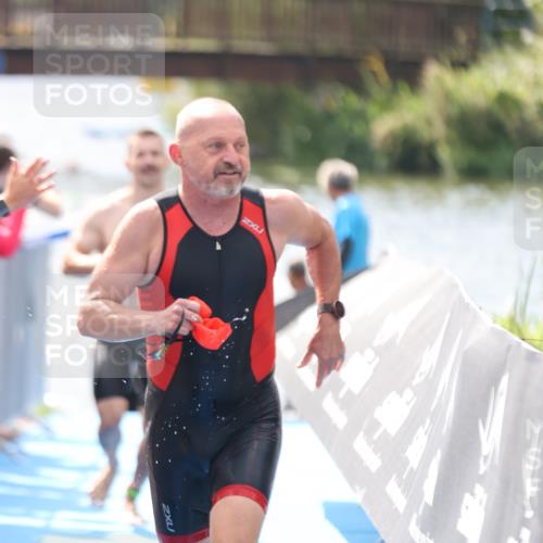 25.08.2024 - Elbe Triathlon Hamburg H.Heesch http://msf.ph/oto/6838223 25.08.2024 14:04:58 Schwimmen 1, 2, 14, 26, 27, 31 meine-sportfotos.de