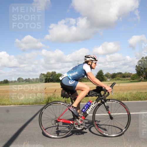 25.08.2024 - Elbe Triathlon Hamburg Fuchs,  Jonas http://msf.ph/oto/6838235 25.08.2024 10:51:09 Radfahren 1548, 737, 1502, 552, 1555, 733, 1565 meine-sportfotos.de