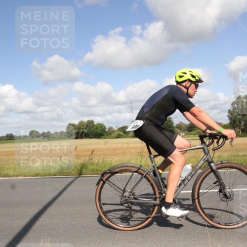 25.08.2024 - Elbe Triathlon Hamburg Fuchs,  Jonas http://msf.ph/oto/6838259 25.08.2024 10:51:27 Radfahren 695 meine-sportfotos.de