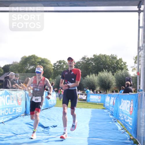 25.08.2024 - Elbe Triathlon Hamburg H.Heesch http://msf.ph/oto/6838265 25.08.2024 10:23:32 Ziel 64, 86 meine-sportfotos.de