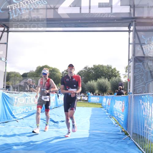 25.08.2024 - Elbe Triathlon Hamburg H.Heesch http://msf.ph/oto/6838289 25.08.2024 10:23:32 Ziel 64, 86 meine-sportfotos.de