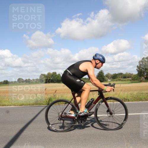 25.08.2024 - Elbe Triathlon Hamburg Fuchs,  Jonas http://msf.ph/oto/6838294 25.08.2024 10:51:45 Radfahren 1474, 1522, 756, 1564, 1505, 606, 1587, 735 meine-sportfotos.de