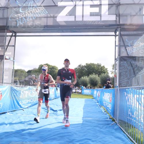 25.08.2024 - Elbe Triathlon Hamburg H.Heesch http://msf.ph/oto/6838296 25.08.2024 10:23:32 Ziel 64, 86 meine-sportfotos.de