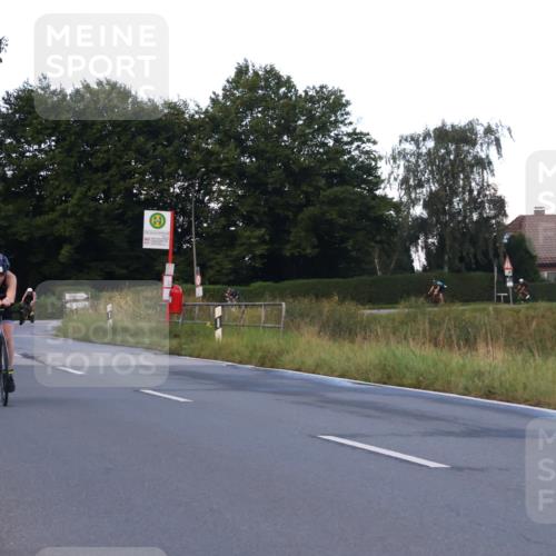 25.08.2024 - Elbe Triathlon Hamburg Fuchs,  Jonas http://msf.ph/oto/6838297 25.08.2024 08:53:08 Radfahren 110, 153, 117, 139, 38 meine-sportfotos.de