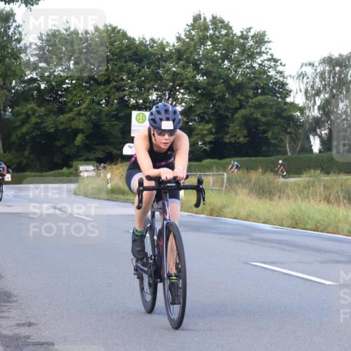 25.08.2024 - Elbe Triathlon Hamburg Fuchs,  Jonas http://msf.ph/oto/6838308 25.08.2024 08:53:09 Radfahren 110, 153, 117, 139, 38 meine-sportfotos.de