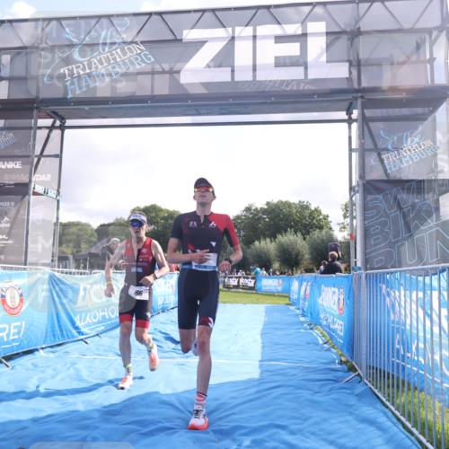 25.08.2024 - Elbe Triathlon Hamburg H.Heesch http://msf.ph/oto/6838321 25.08.2024 10:23:32 Ziel 64, 86 meine-sportfotos.de