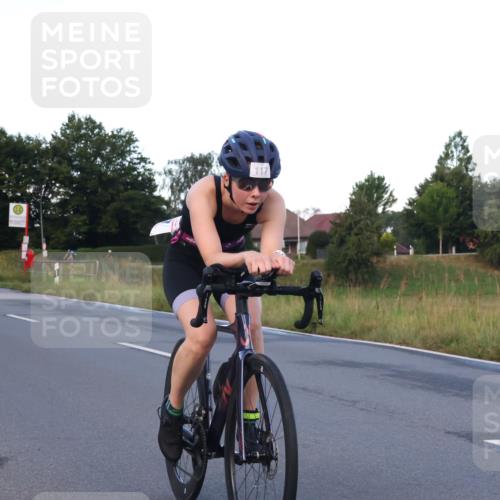 25.08.2024 - Elbe Triathlon Hamburg Fuchs,  Jonas http://msf.ph/oto/6838322 25.08.2024 08:53:10 Radfahren 110, 153, 117, 139, 38, 37 meine-sportfotos.de