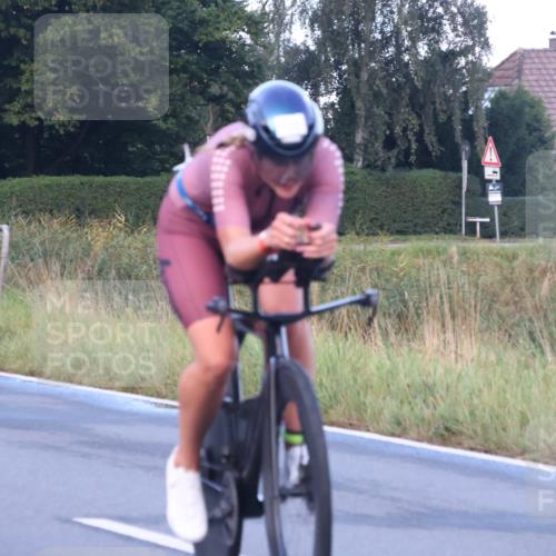 25.08.2024 - Elbe Triathlon Hamburg Fuchs,  Jonas http://msf.ph/oto/6838334 25.08.2024 08:53:12 Radfahren 110, 153, 117, 139, 38, 37 meine-sportfotos.de