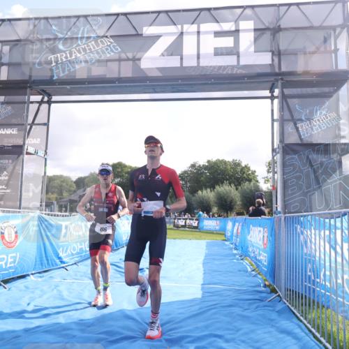 25.08.2024 - Elbe Triathlon Hamburg H.Heesch http://msf.ph/oto/6838338 25.08.2024 10:23:32 Ziel 64, 86 meine-sportfotos.de