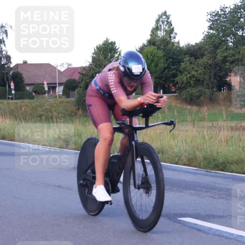 25.08.2024 - Elbe Triathlon Hamburg Fuchs,  Jonas http://msf.ph/oto/6838351 25.08.2024 08:53:13 Radfahren 153, 117, 139, 38, 37, 172, 167 meine-sportfotos.de