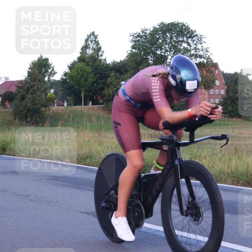 25.08.2024 - Elbe Triathlon Hamburg Fuchs,  Jonas http://msf.ph/oto/6838356 25.08.2024 08:53:13 Radfahren 153, 117, 139, 38, 37, 172, 167 meine-sportfotos.de