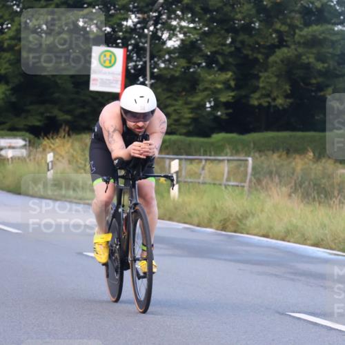25.08.2024 - Elbe Triathlon Hamburg Fuchs,  Jonas http://msf.ph/oto/6838366 25.08.2024 08:53:15 Radfahren 117, 139, 38, 37, 172, 167 meine-sportfotos.de