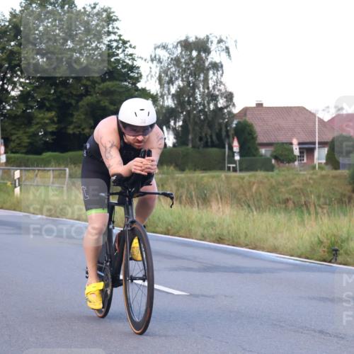 25.08.2024 - Elbe Triathlon Hamburg Fuchs,  Jonas http://msf.ph/oto/6838381 25.08.2024 08:53:15 Radfahren 117, 139, 38, 37, 172, 167 meine-sportfotos.de