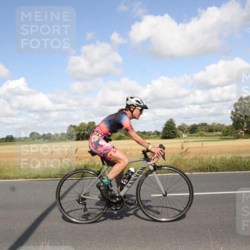 25.08.2024 - Elbe Triathlon Hamburg Fuchs,  Jonas http://msf.ph/oto/6838393 25.08.2024 10:52:36 Radfahren 796, 1480, 1599, 1558, 642, 1518, 1515, 798 meine-sportfotos.de