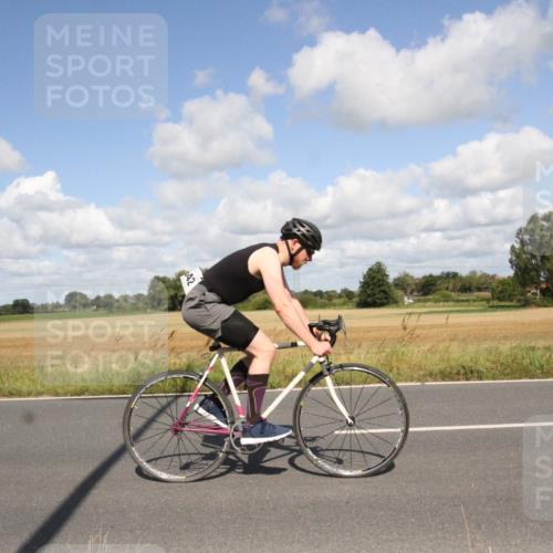 25.08.2024 - Elbe Triathlon Hamburg Fuchs,  Jonas http://msf.ph/oto/6838403 25.08.2024 10:52:37 Radfahren 1480, 1599, 1558, 642, 1518, 1515, 798 meine-sportfotos.de