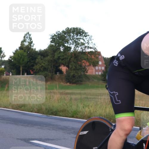 25.08.2024 - Elbe Triathlon Hamburg Fuchs,  Jonas http://msf.ph/oto/6838408 25.08.2024 08:53:16 Radfahren 139, 38, 37, 172, 167 meine-sportfotos.de