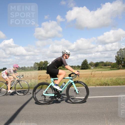 25.08.2024 - Elbe Triathlon Hamburg Fuchs,  Jonas http://msf.ph/oto/6838409 25.08.2024 10:52:39 Radfahren 1599, 1558, 642, 1518, 1515, 798, 1514, 505, 555 meine-sportfotos.de