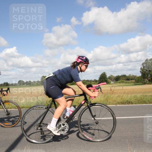 25.08.2024 - Elbe Triathlon Hamburg Fuchs,  Jonas http://msf.ph/oto/6838424 25.08.2024 10:52:43 Radfahren 642, 1518, 1515, 798, 1514, 505, 555, 1537, 1562 meine-sportfotos.de