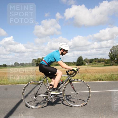 25.08.2024 - Elbe Triathlon Hamburg Fuchs,  Jonas http://msf.ph/oto/6838438 25.08.2024 10:52:45 Radfahren 1518, 1515, 798, 1514, 505, 555, 1537, 1562 meine-sportfotos.de