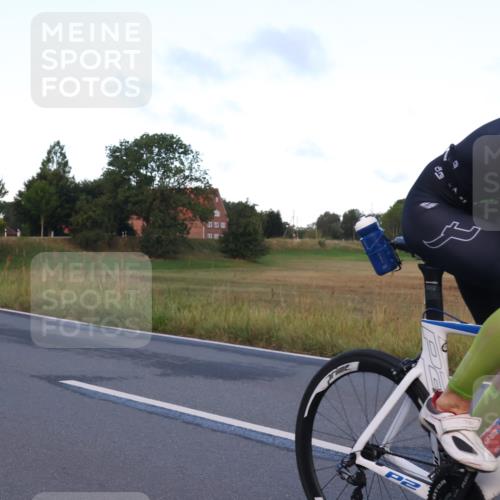 25.08.2024 - Elbe Triathlon Hamburg Fuchs,  Jonas http://msf.ph/oto/6838443 25.08.2024 08:53:18 Radfahren 139, 38, 37, 172, 167 meine-sportfotos.de