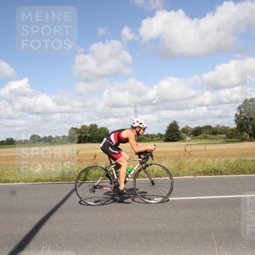 25.08.2024 - Elbe Triathlon Hamburg Fuchs,  Jonas http://msf.ph/oto/6838448 25.08.2024 10:52:46 Radfahren 798, 1514, 505, 555, 1537, 1562 meine-sportfotos.de