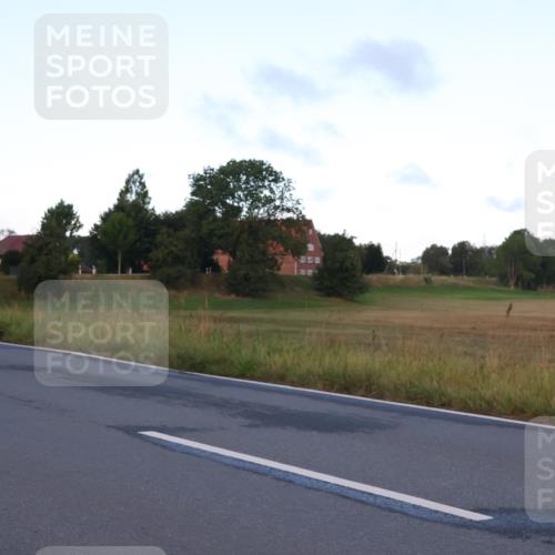 25.08.2024 - Elbe Triathlon Hamburg Fuchs,  Jonas http://msf.ph/oto/6838449 25.08.2024 08:53:18 Radfahren 139, 38, 37, 172, 167 meine-sportfotos.de