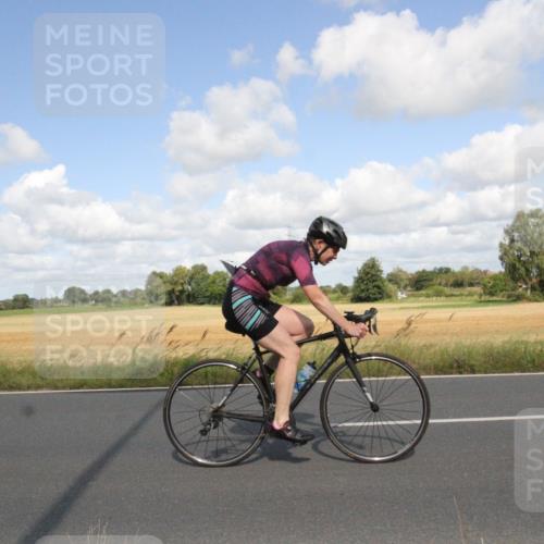 25.08.2024 - Elbe Triathlon Hamburg Fuchs,  Jonas http://msf.ph/oto/6838459 25.08.2024 10:52:55 Radfahren 1546, 705 meine-sportfotos.de