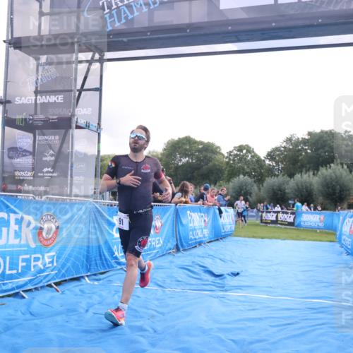 25.08.2024 - Elbe Triathlon Hamburg H.Heesch http://msf.ph/oto/6838515 25.08.2024 10:23:56 Ziel 91 meine-sportfotos.de
