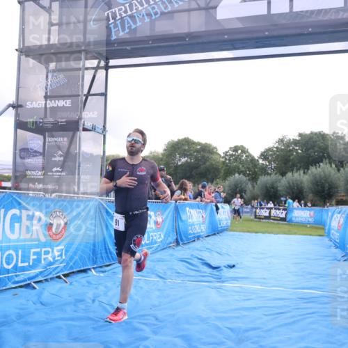 25.08.2024 - Elbe Triathlon Hamburg H.Heesch http://msf.ph/oto/6838521 25.08.2024 10:23:56 Ziel 91 meine-sportfotos.de