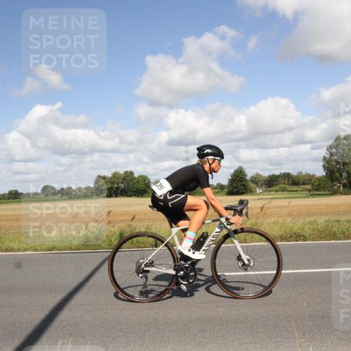 25.08.2024 - Elbe Triathlon Hamburg Fuchs,  Jonas http://msf.ph/oto/6838545 25.08.2024 10:53:41 Radfahren 1517, 539, 791, 1559, 1597, 1556 meine-sportfotos.de