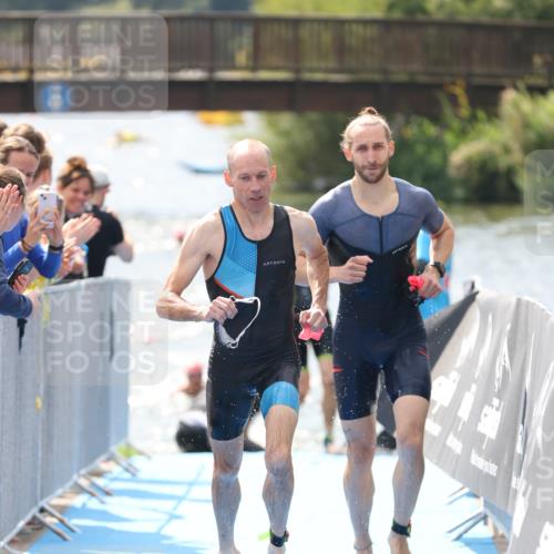 25.08.2024 - Elbe Triathlon Hamburg H.Heesch http://msf.ph/oto/6838565 25.08.2024 14:05:16 Schwimmen 1, 2, 4, 8, 9, 13, 14, 22, 25 meine-sportfotos.de
