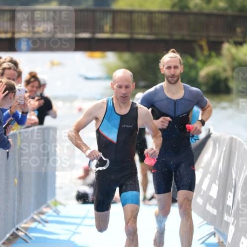 25.08.2024 - Elbe Triathlon Hamburg H.Heesch http://msf.ph/oto/6838582 25.08.2024 14:05:16 Schwimmen 1, 2, 4, 8, 9, 13, 14, 22, 25 meine-sportfotos.de