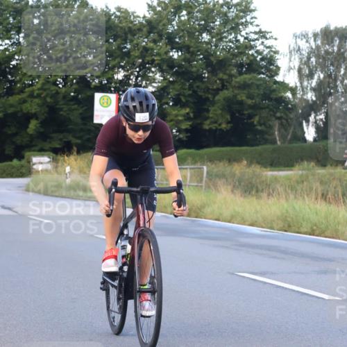 25.08.2024 - Elbe Triathlon Hamburg Fuchs,  Jonas http://msf.ph/oto/6838584 25.08.2024 08:53:30 Radfahren 121, 120 meine-sportfotos.de